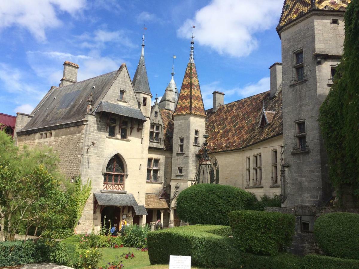Foret Enchantee De Bourgogne La Celle-En-Morvan Exterior photo